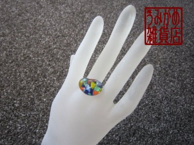 画像3: カラフルモザイクのリング（変形楕円）