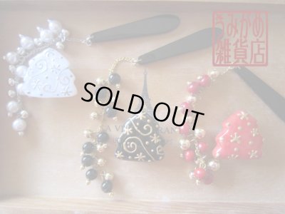 色違いございます。１セット各3500円です。