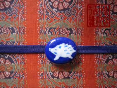 帯地・帯締め上の参考画像（帯地・帯締めは商品に含まれません）