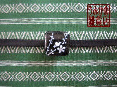 帯地・帯締め上の参考画像（帯地・帯締めは商品に含まれません）