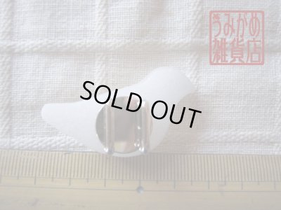 鳩の帯留め＊大きさ参考画像