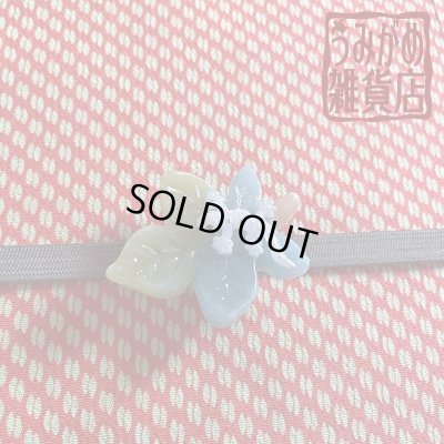 葉っぱとやもりの帯留め（帯・帯締めは商品に含まれません）