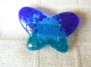 画像: 青いガラスの蝶の帯留めアップしました。
