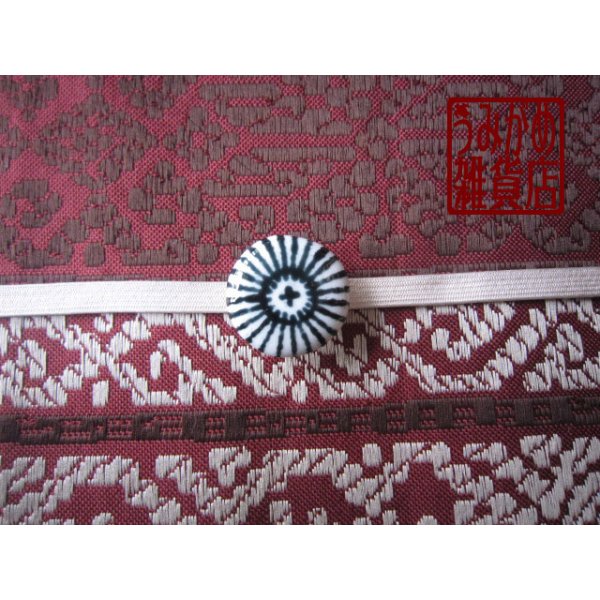 帯地・帯締め上の参考画像（帯地・帯締めは商品に含まれません）