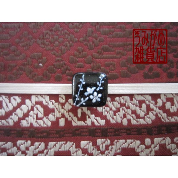 帯地・帯締め上の参考画像（帯地・帯締めは商品に含まれません）