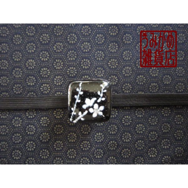帯地・帯締め上の参考画像（帯地・帯締めは商品に含まれません）