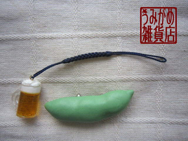 画像: 枝豆の帯留めと豆ビールの帯飾り　